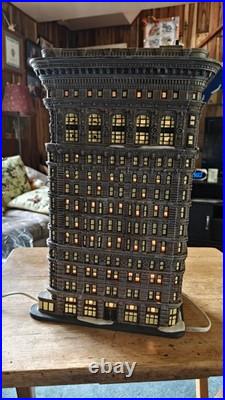 Department 56 Flatiron Building Christmas in the City Series #56.59260