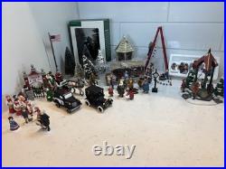Department 56 Heritage Village/Christmas in the City, BUNDLE OF 17 FIGURINES
