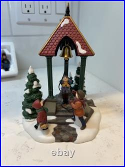 Department 56 Heritage Village/Christmas in the City, BUNDLE OF 17 FIGURINES