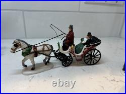 Department 56 Heritage Village/Christmas in the City, BUNDLE OF 17 FIGURINES