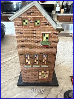 Department 56 Kellys Irish Crafts 59216 Christmas In The City Building Nolight
