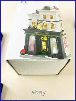 Department 56-Maggie's On Park-Christmas In The City #5056625 Platinum Key-NEW