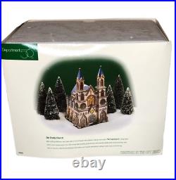 Department 56 Old Trinity Church Christmas in the City Village Series Lighted EU