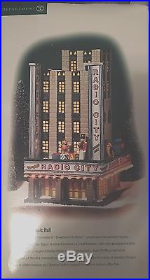 Department 56 Radio City Music Hall 58924 Retired! / Mint