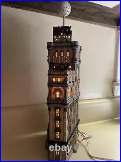 Department 56 Times Square 2000 The Times Tower Special Edition Gift Set 55510