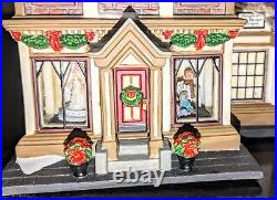 Department 56 Victoria's DollHouse 59257 Christmas in The City-Christmas Village