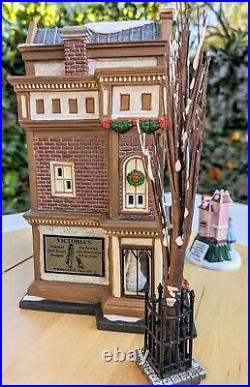 Department 56 Victoria's DollHouse 59257 Christmas in The City-Christmas Village