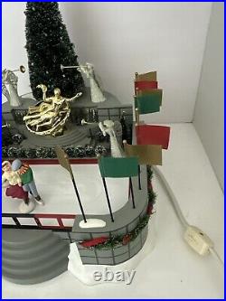 Department 56 Village Animated Rockefeller Plaza Skating Rink 56.52504 RETIRED