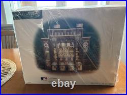 Department 56 Yankee Stadium Christmas in the City Series 5658923- RARE Nib Department 56 Yankee Stadium Christmas in the City Series 5658923- RARE Nib