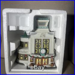 Department Dept 56 Christmas in the City Deerfield Airport withBox READ