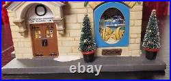 Dept 56 1200 2ND Avenue #56.58918 Christmas In The City Anniversary Event Piece