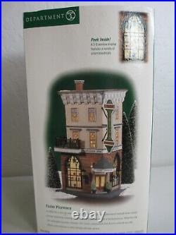 Dept. 56 2000 Christmas In The City Foster Pharmacy 3-D Window Display
