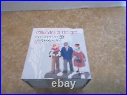 Dept. 56 2012 Christmas In The City A Family Tradition #4025248 HTF