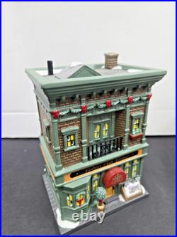 Dept 56 4030345 Christmas in the City Fulton Fish House RETIRED