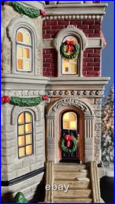 Dept 56 64 City West Parkway #808805 Christmas in the City