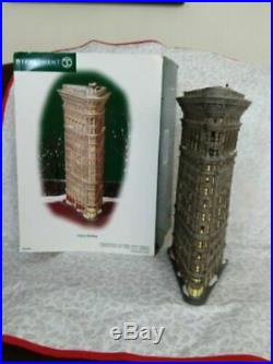 Dept 56 A Christmas In The City Flatiron Building Used Please Read