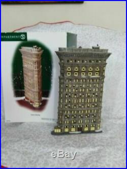 Dept 56 A Christmas In The City Flatiron Building Used Please Read