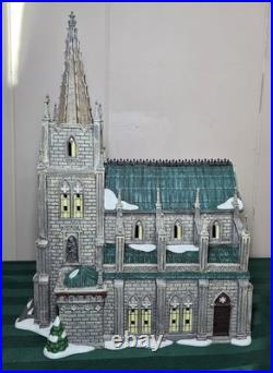 Dept 56 Cathedral of St. Nicholas Christmas in the City see description