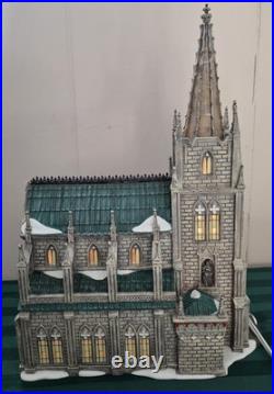 Dept 56 Cathedral of St. Nicholas Christmas in the City see description