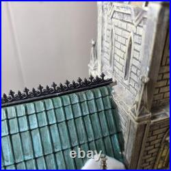 Dept 56 Cathedral of St. Nicholas Christmas in the City see description