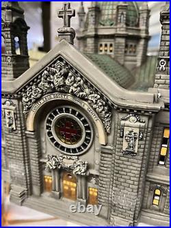 Dept 56 Cathedral of St. Paul #58930 Historical Christmas in the City Series
