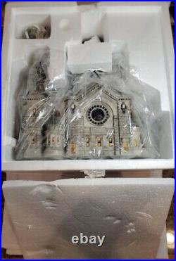 Dept 56 Cathedral of St. Paul #58930 Historical Christmas in the City Series