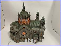 Dept 56 Christmas In The City Cathedral Of St. Paul (Patina Dome Edition)