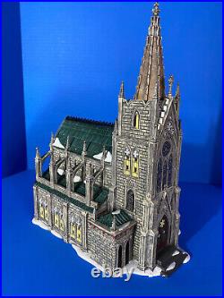 Dept 56 Christmas In The City Cathedral of St. Nicholas 59248 30th Anniversary