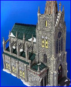 Dept 56 Christmas In The City Cathedral of St. Nicholas 59248 30th Anniversary