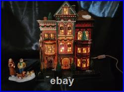 Dept 56 Christmas In The City East Village Row House #56.59266 (2)