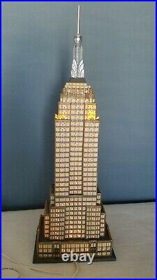 Dept 56 Christmas In The City Empire State Building EUC WORKING