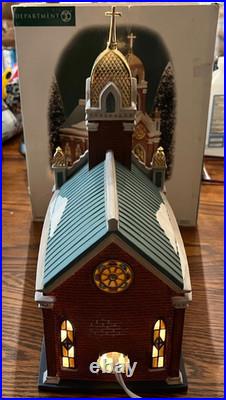 Dept 56 Christmas In The City Series Holy Name Church #58875