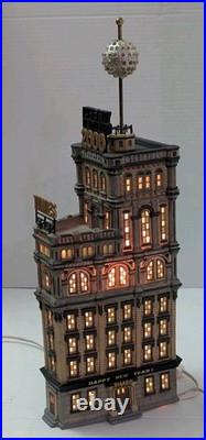 Dept 56 Christmas In The City TIMES TOWER SEE VIDEO! Missing Figure & Confetti