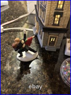 Dept 56 Christmas In The City The Times Tower Special Edition Gift Set 2000