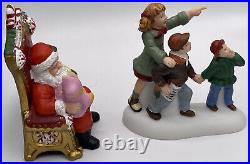 Dept 56 Christmas In The City VISITING SANTA AT FINESTROM'S #59243 In Box