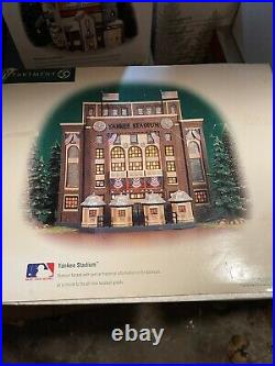 Dept 56 Christmas In The City Yankee Stadium #805538. Mint