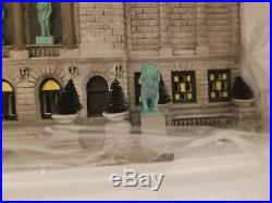 Dept 56 Christmas in City THE ART INSTITUTE OF CHICAGO In Box Lighted