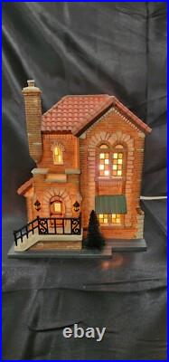 Dept 56 Christmas in the City 1234 Four Seasons Parkway Item#308