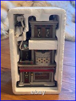 Dept 56 Christmas in the City 2005 Woolworth's Building in Box