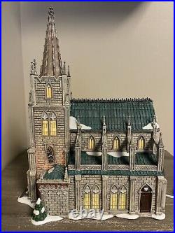 Dept 56 Christmas in the City 30th Anniversary Cathedral of St Nicholas LE