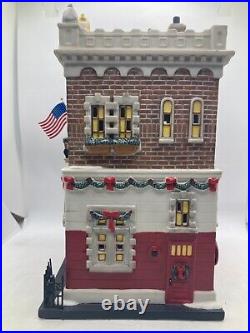 Dept 56 Christmas in the City #4020172 Engine Company 10 NIB with light