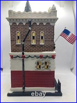 Dept 56 Christmas in the City #4020172 Engine Company 10 NIB with light