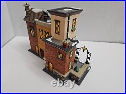 Dept 56 / Christmas in the City / #56.59212 / 5th Avenue Shoppes