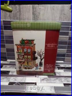 Dept. 56 Christmas in the City #58937 PARKSIDE HOLIDAY BROWNSTONE in Box