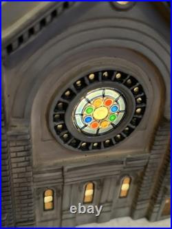Dept 56 Christmas in the City Cathedral of St Saint Paul #58930 As Is