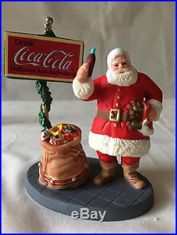 Dept 56, Christmas in the City Coca Cola Soda Fountain with (2) accessories