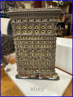 Dept 56 Christmas in the City Flat Iron Triangular Building In Original Box