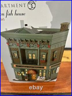 Dept 56 Christmas in the City Fulton Fish House 4030345 Rare Piece