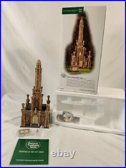 Dept 56 Christmas in the City Historic Chicago Water Tower Set of 2 #56.59209