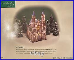 Dept 56 Christmas in the City Old Trinity Church Lit Stained Glass MIB 98